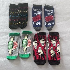 FRIENDS set of 4 Ankle Socks